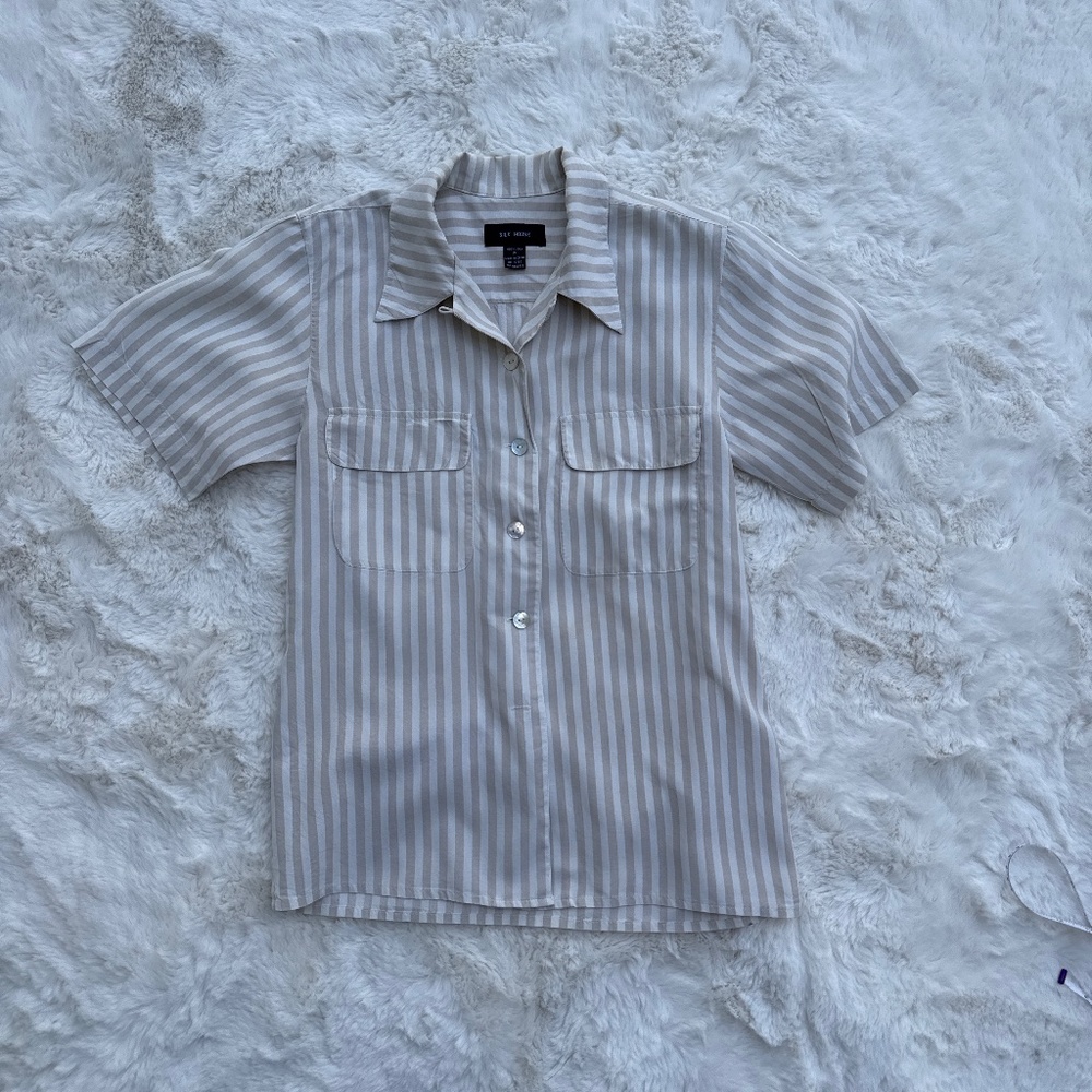 Button down shirt - Picture 3 of 4